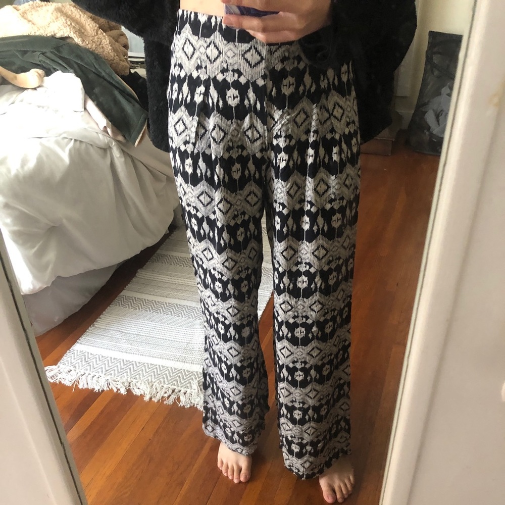 Very boho wide leg pants